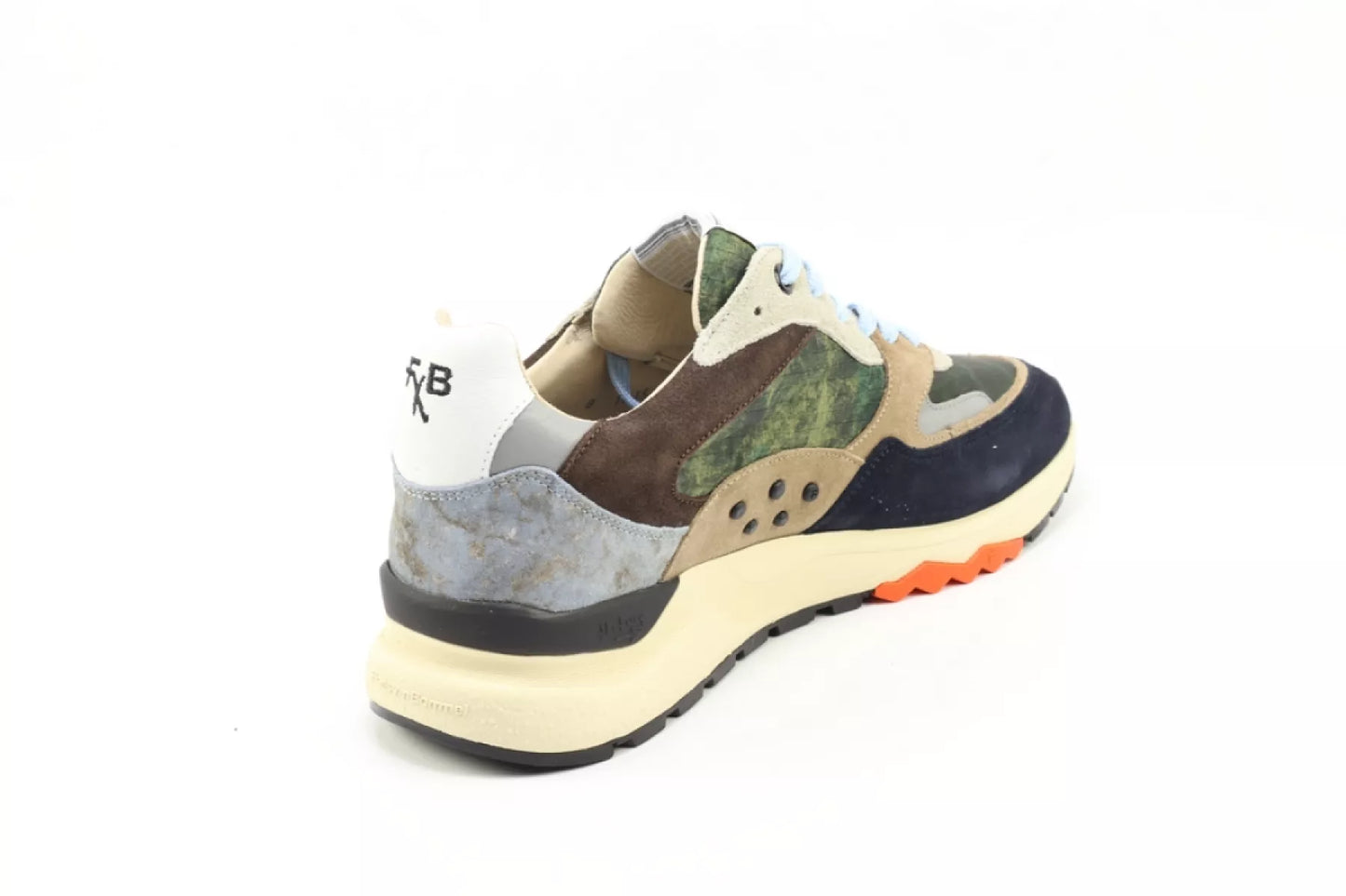 Floris van Bommel Floris van Bommel SFM-10154-51-01 / De Treener 01.15