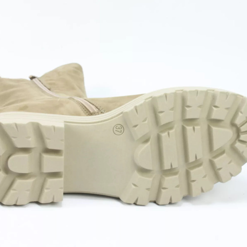 
                  
                    DLSport DLSport 6117
                  
                