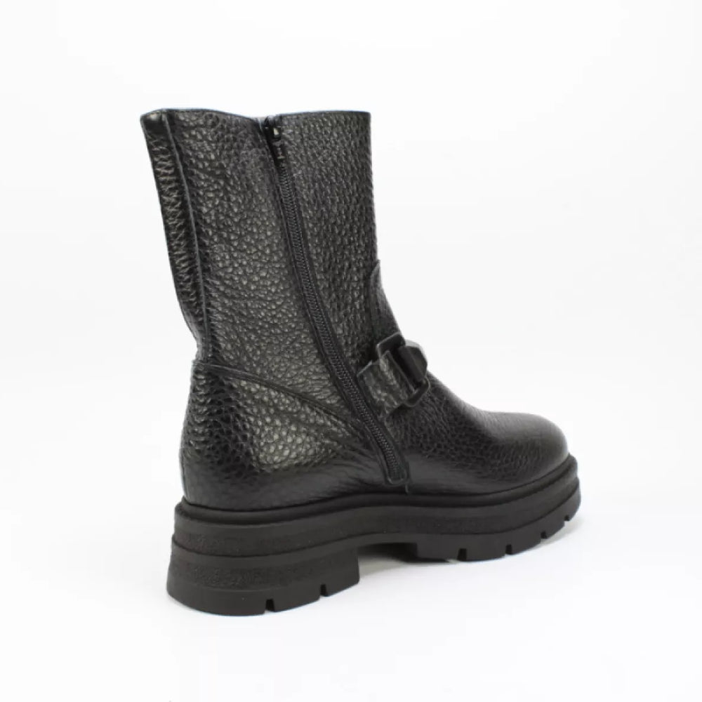 
                  
                    DLSport DLSport 5512 hamuti nero
                  
                