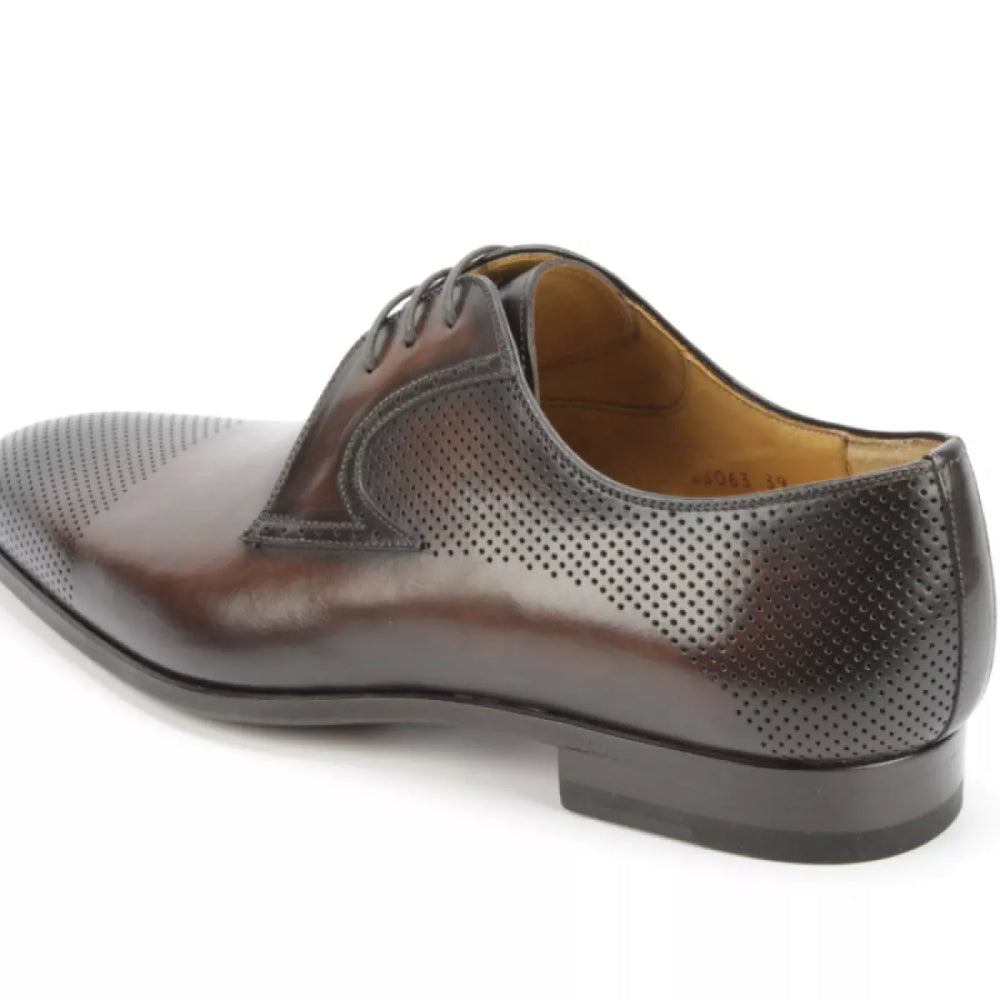 
                  
                    MAGNANNI MAGNANNI 23063 caoba wind
                  
                