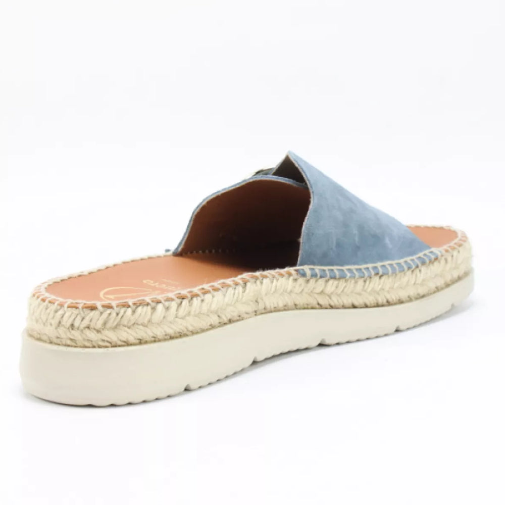 
                  
                    Viguera Viguera 1970/vitelo jeans
                  
                